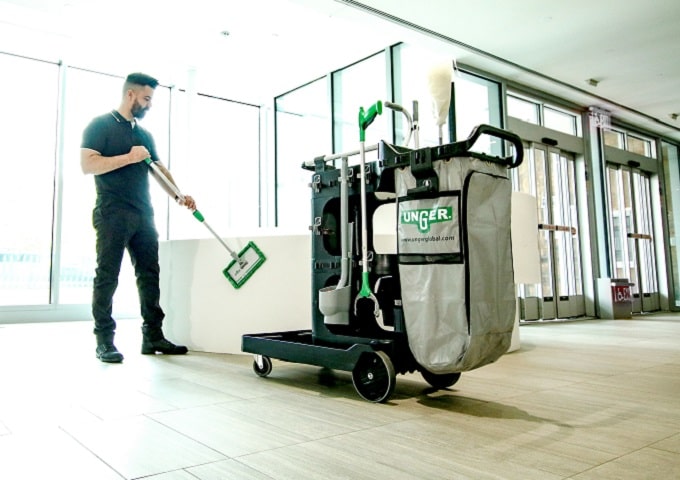 commercial cleaning carts with wheels