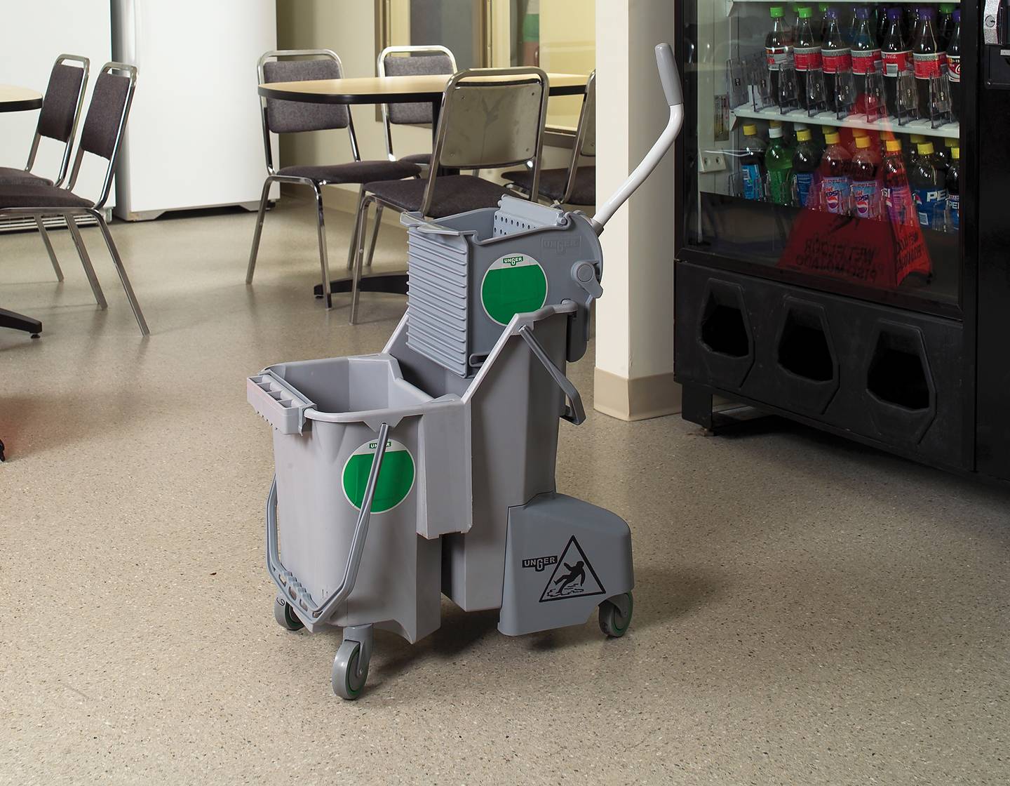 DUAL COMPARTMENT MOP